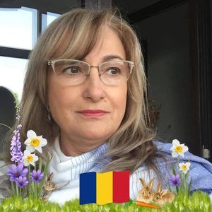 Meet your Posher, Mirela